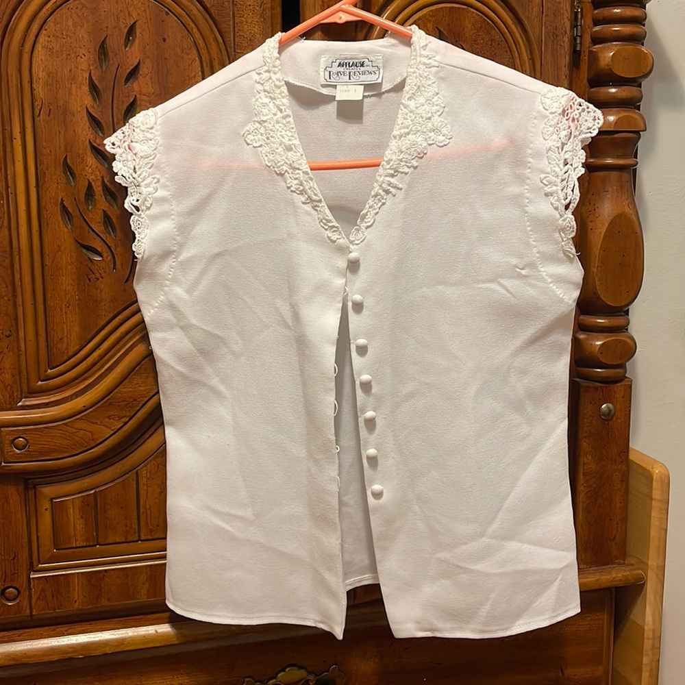 Vintage embroidered collar